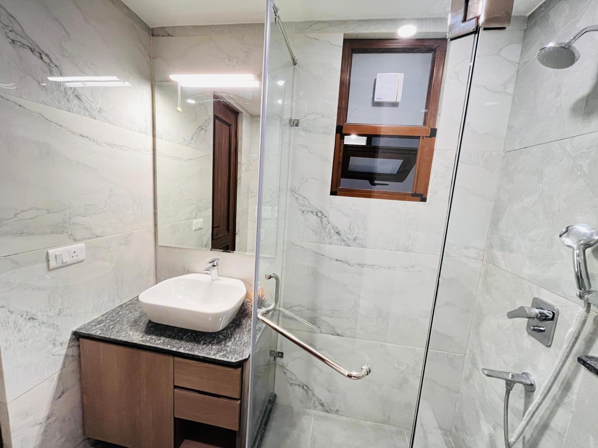 ניו דלהי Hotel Gianmala Residency South Extension Near Aiims Delhi מראה חיצוני תמונה